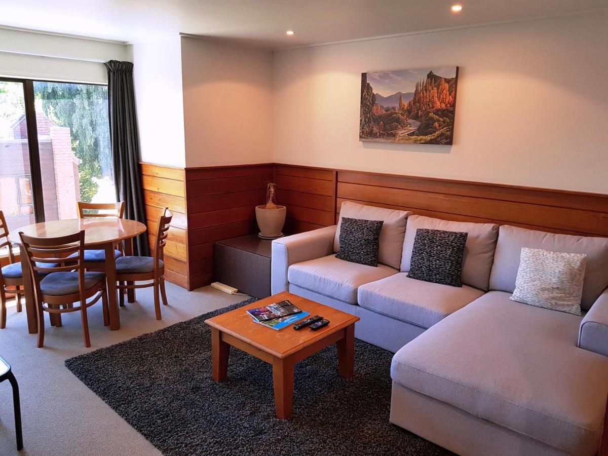 St James Apartments Queenstown Exterior foto