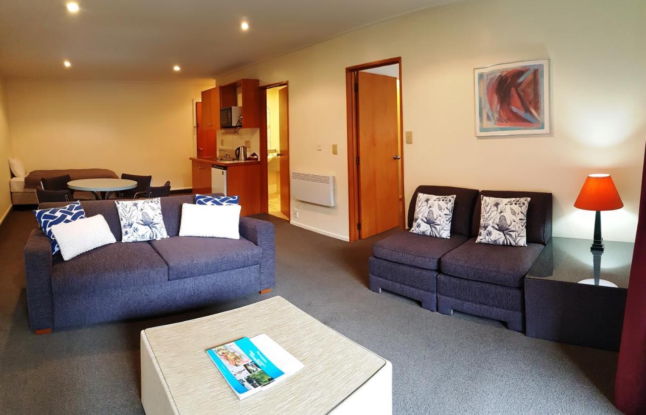 St James Apartments Queenstown Exterior foto