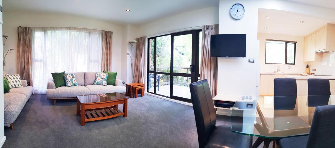 St James Apartments Queenstown Exterior foto