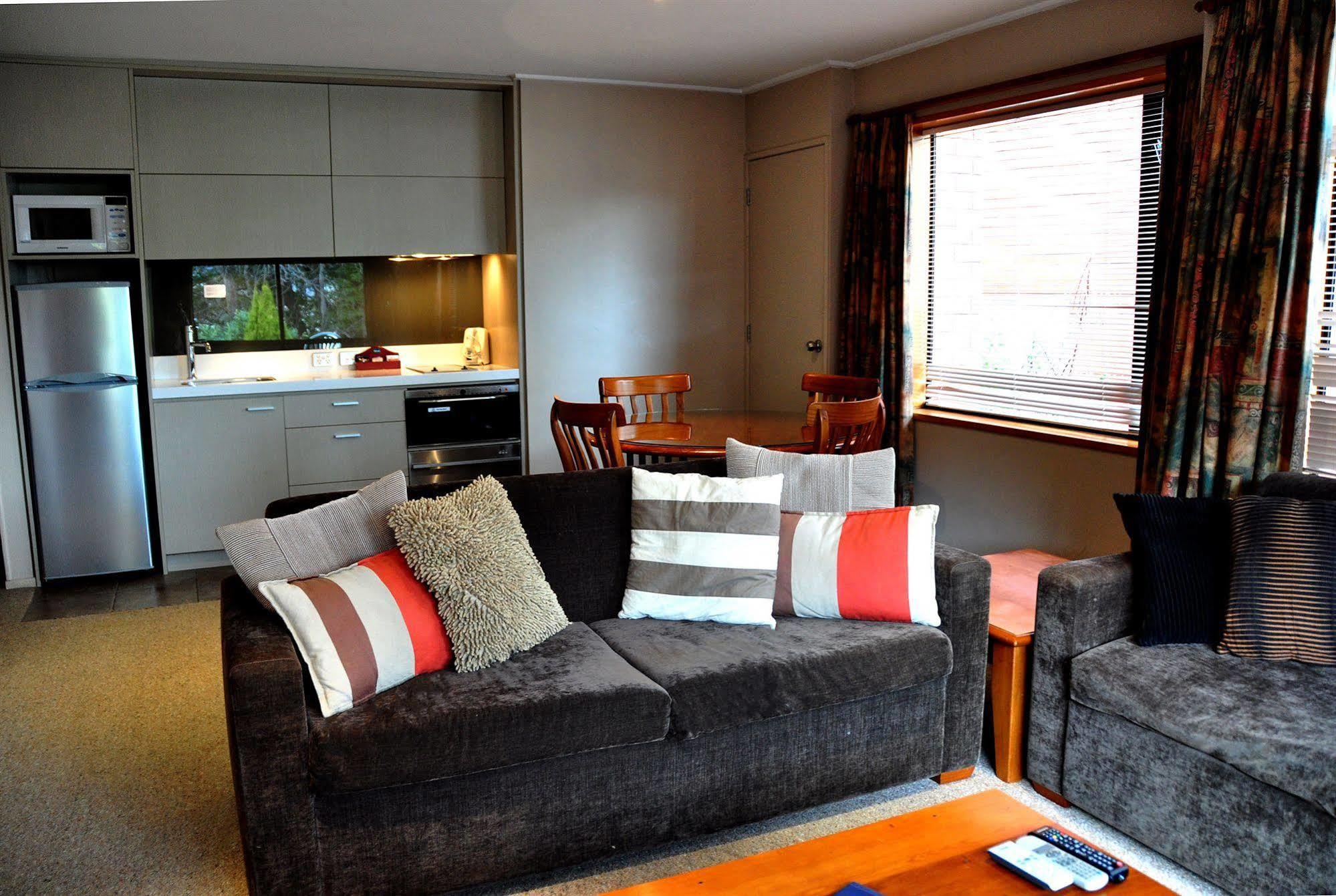 St James Apartments Queenstown Exterior foto